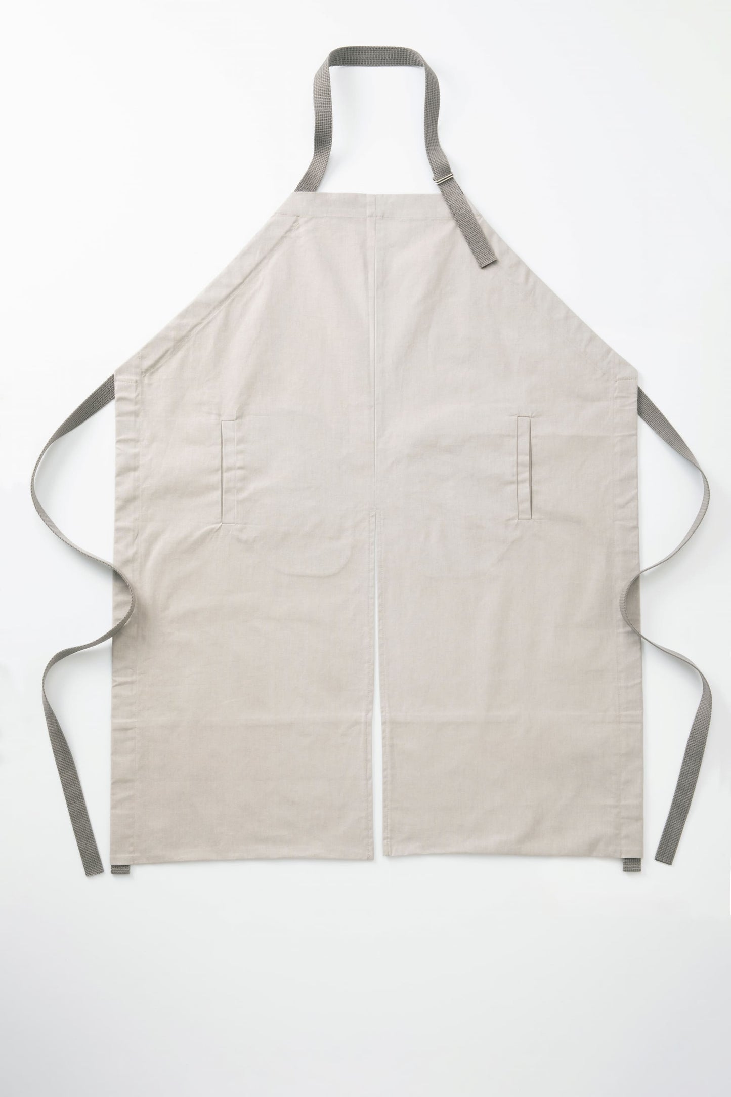 MAKU Japanese cotton apron in SUZU, Pewter Grey - front view